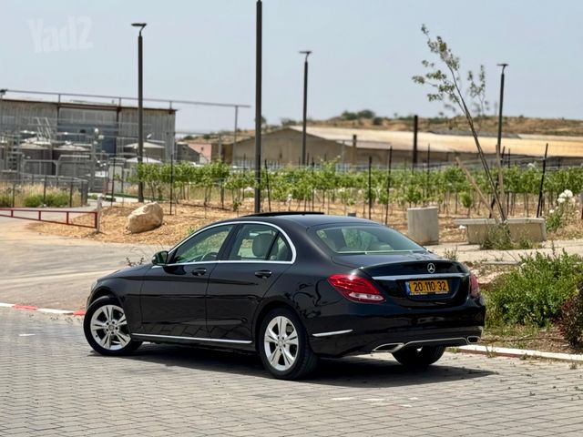 מודעת רכב מרצדס-בנץ C-class