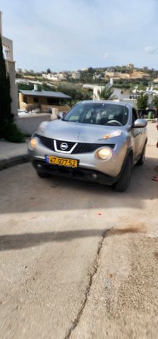 ניסאן ג'וק