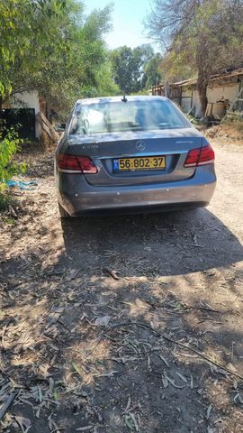 מודעת רכב מרצדס-בנץ E-class