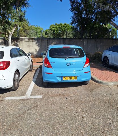 מודעת רכב יונדאי i20