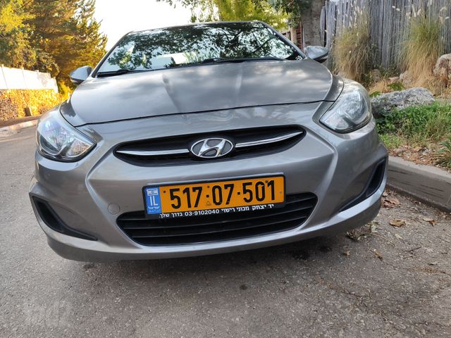 יונדאי אקסנט i25