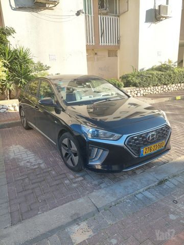 יונדאי איוניק