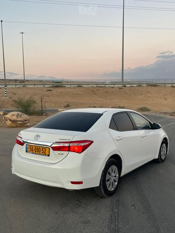 טויוטה קורולה