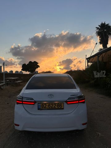 טויוטה קורולה
