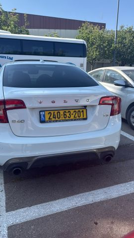 וולוו S60