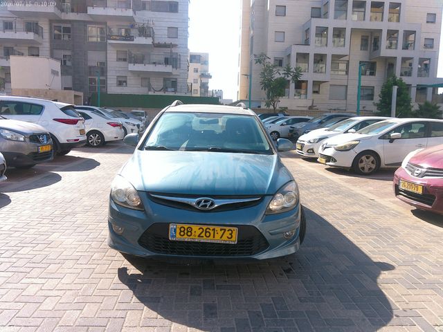 יונדאי i30
