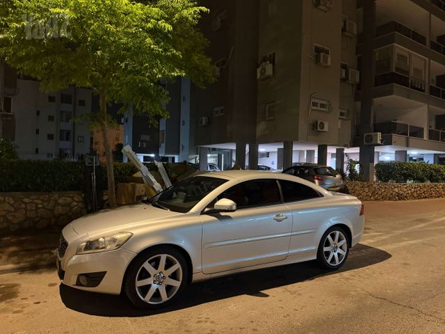 וולוו C70