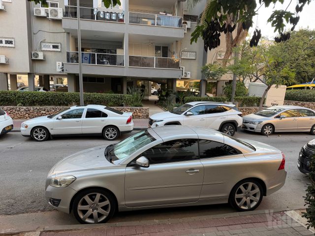 וולוו C70