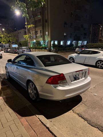 וולוו C70