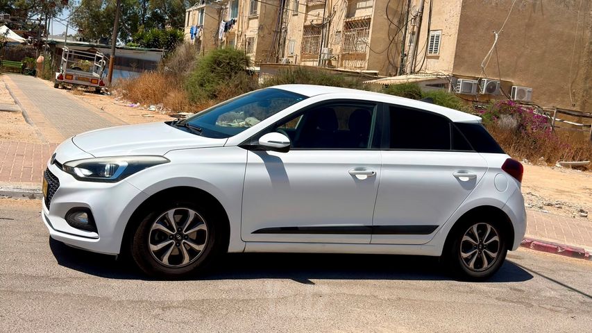 יונדאי i20