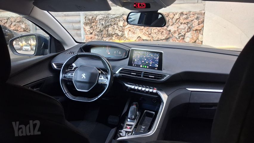 פיג'ו 5008