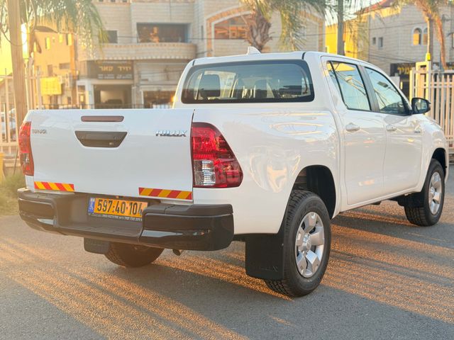 טויוטה היילקס