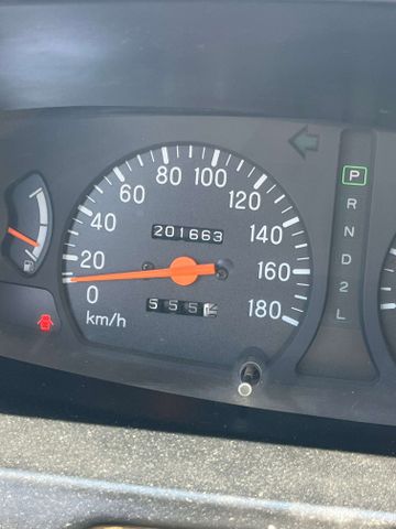 מיצובישי טרייטון / L200