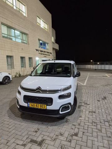 מודעת רכב סיטרואן ברלינגו