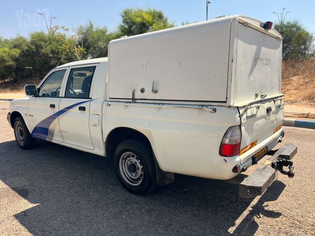 מיצובישי טרייטון / L200