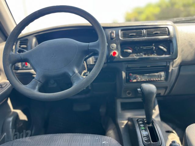 מיצובישי טרייטון / L200