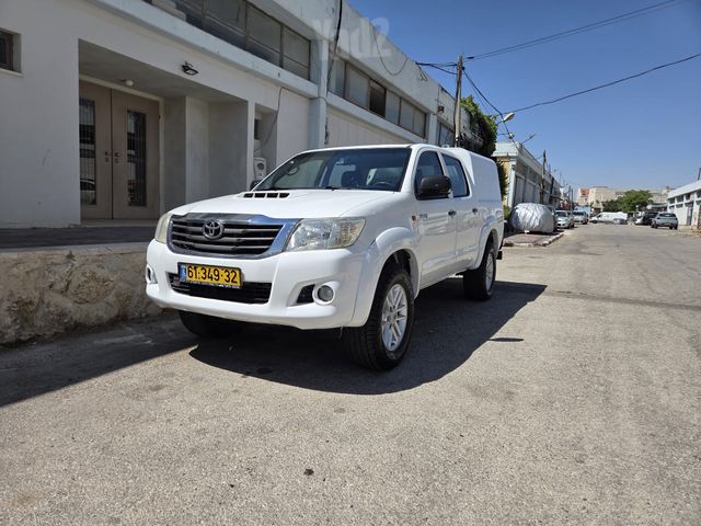 מודעת רכב טויוטה היילקס