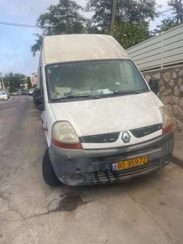 רנו מאסטר