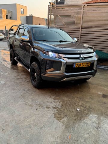 מיצובישי טרייטון / L200