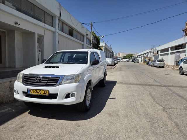 טויוטה היילקס