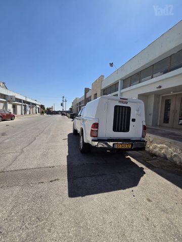 טויוטה היילקס