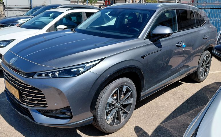 מודעת רכב אם ג'י EHS PHEV