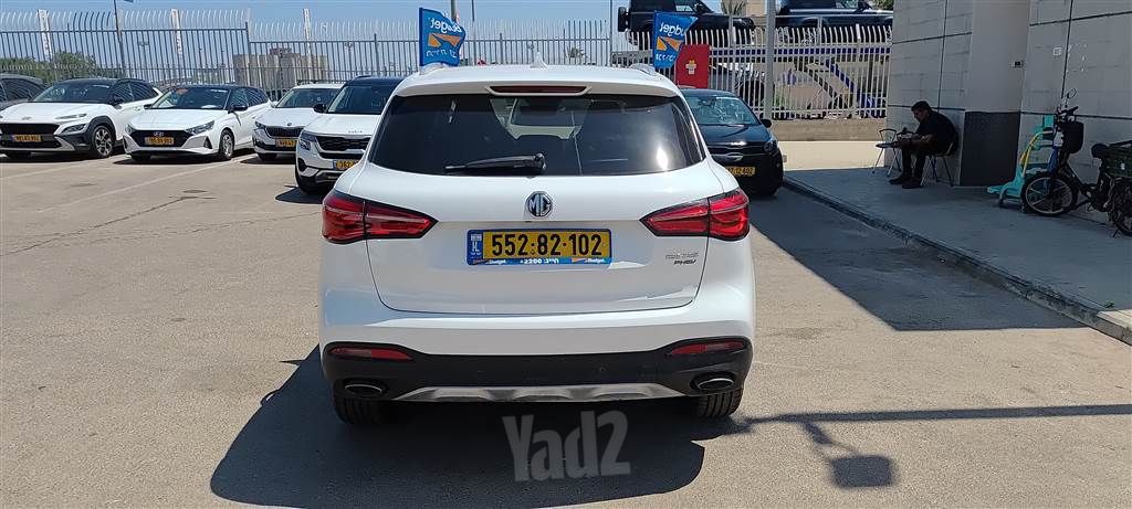 אם ג'י EHS PHEV