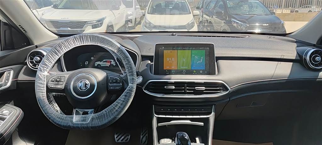 אם ג'י EHS PHEV