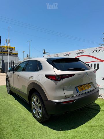 מאזדה CX-30