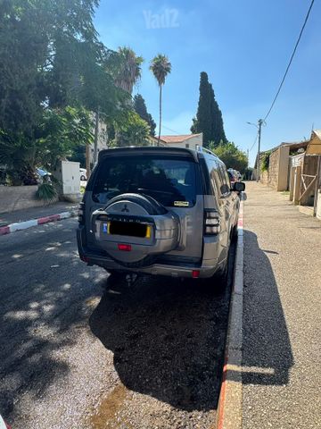 מיצובישי פג'רו