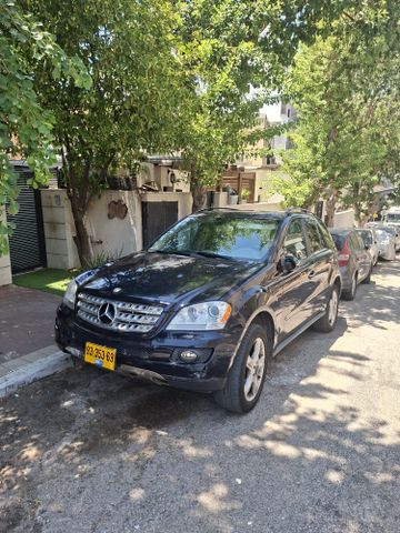 מודעת רכב מרצדס-בנץ ML