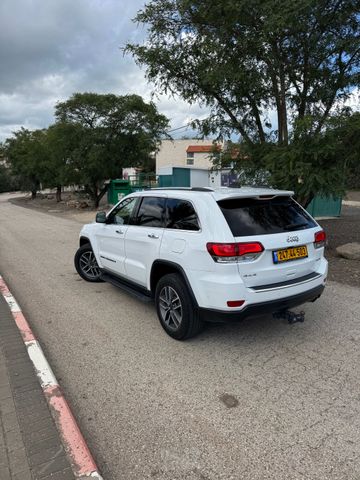 ג'יפ גרנד צ'ירוקי