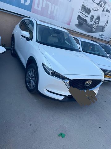מודעת רכב מאזדה CX-5