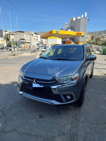 מודעת רכב מיצובישי ASX