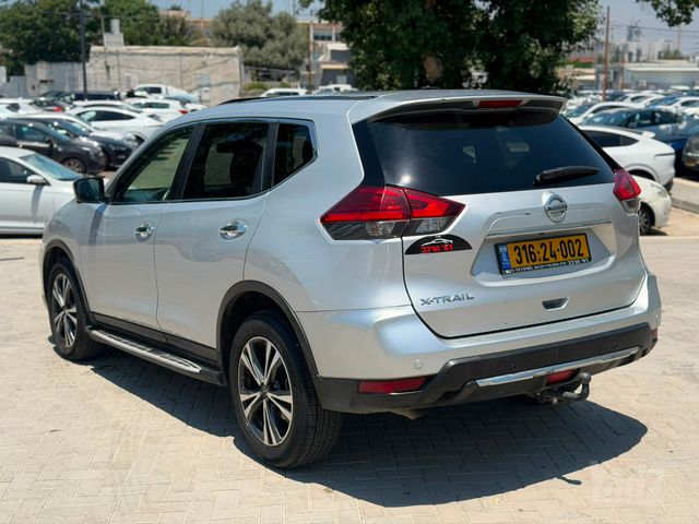 ניסאן אקס טרייל