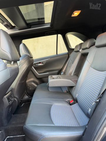 טויוטה RAV4
