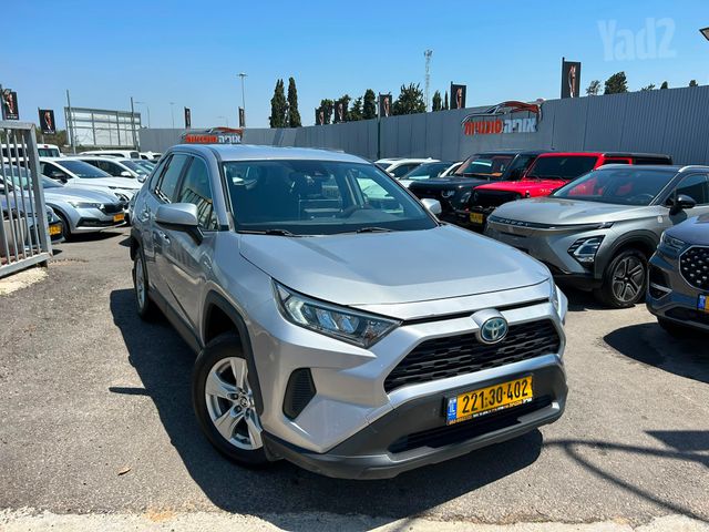 מודעת רכב טויוטה RAV4