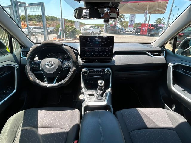 טויוטה RAV4