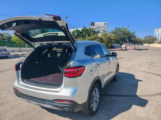 אם ג'י EHS PHEV