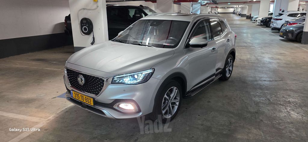 אם ג'י EHS PHEV