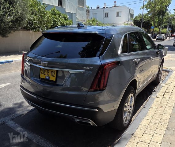 קאדילק XT5