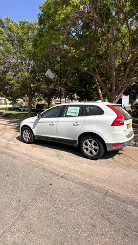 מודעת רכב וולוו XC60
