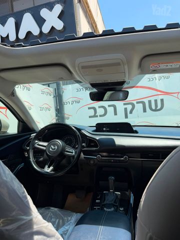 מאזדה CX-30