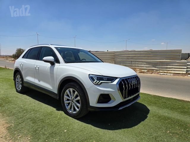 מודעת רכב אאודי Q3 2