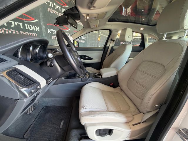יגואר E-Pace