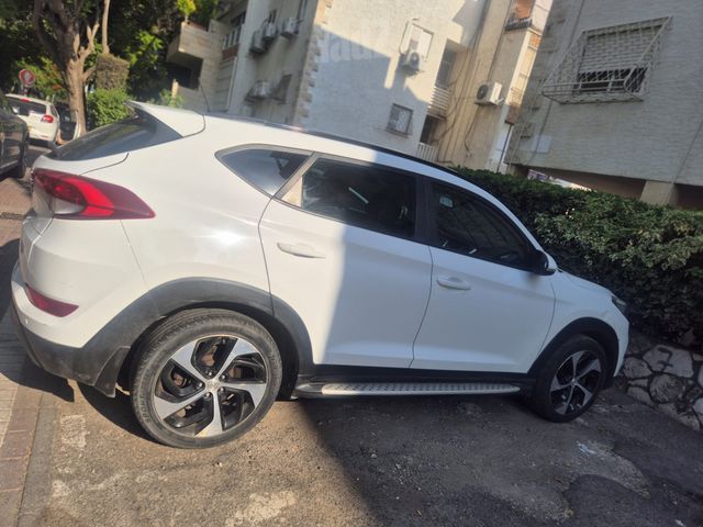 יונדאי טוסון