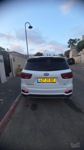 קיה סורנטו