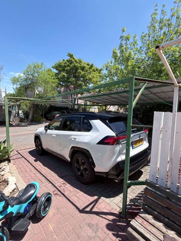 טויוטה RAV4