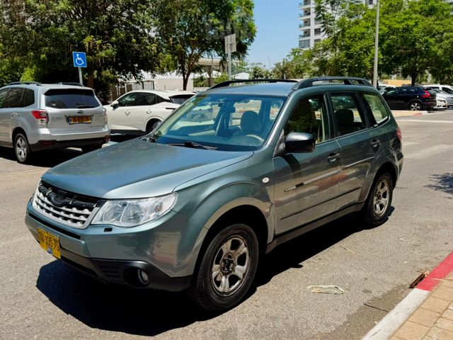 מודעת רכב סובארו פורסטר