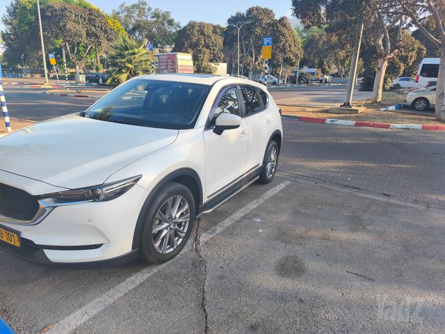 מודעת רכב מאזדה CX-5